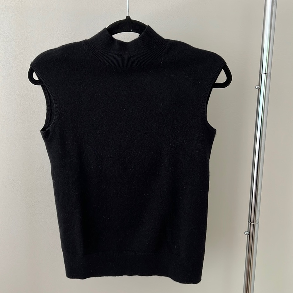 Club Monaco sleeveless cashmere mock neck